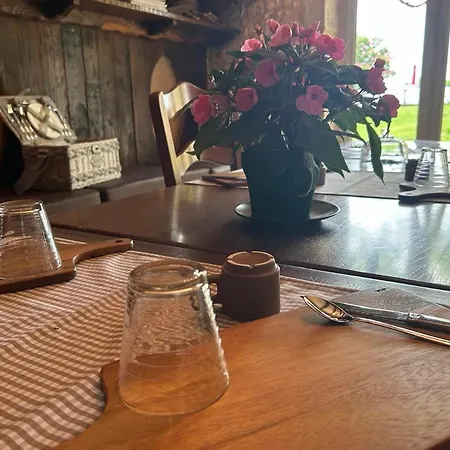 Demeure Du Vallon - D'hôtes De Charme 3*