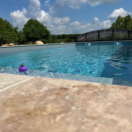 Demeure Du Vallon - D'hotes De Charme 3*