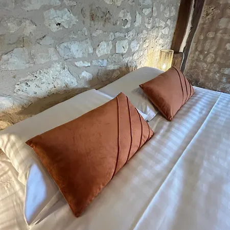 Demeure Du Vallon - D'hotes De Charme *