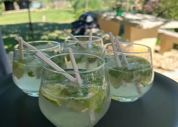 Bed & Breakfast Demeure Du Vallon - D'hotes De Charme Azerat