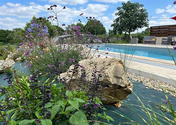 Bed & Breakfast Demeure Du Vallon - D'hotes De Charme 3*