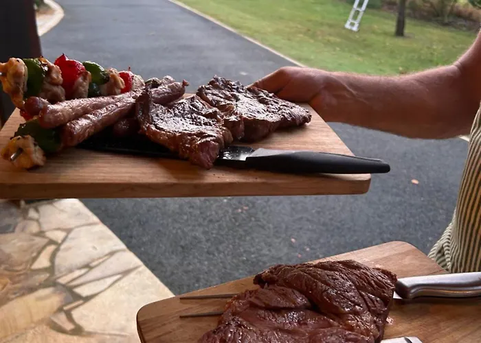 Demeure Du Vallon - D'hotes De Charme Azerat