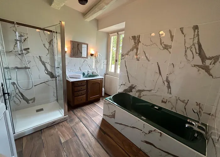 Demeure Du Vallon - D'hotes De Charme Bed & Breakfast