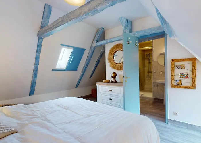 Demeure Du Vallon - D'hotes De Charme Bed & Breakfast Azerat